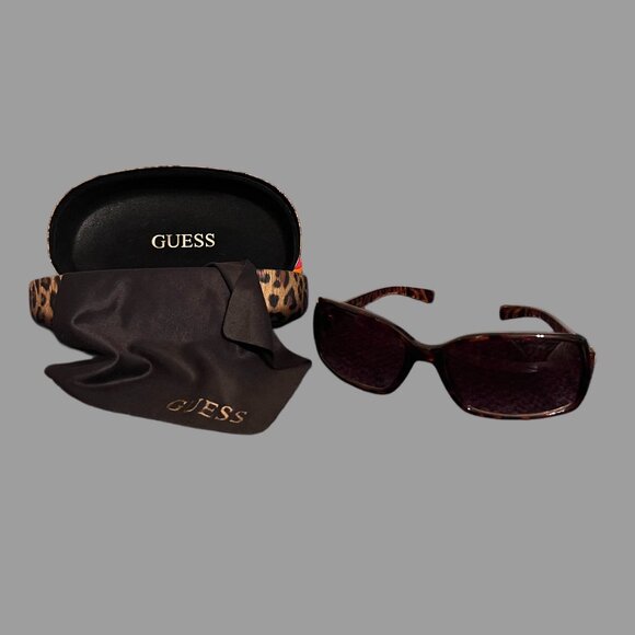 Guess sunglasses - Picture 1 of 3